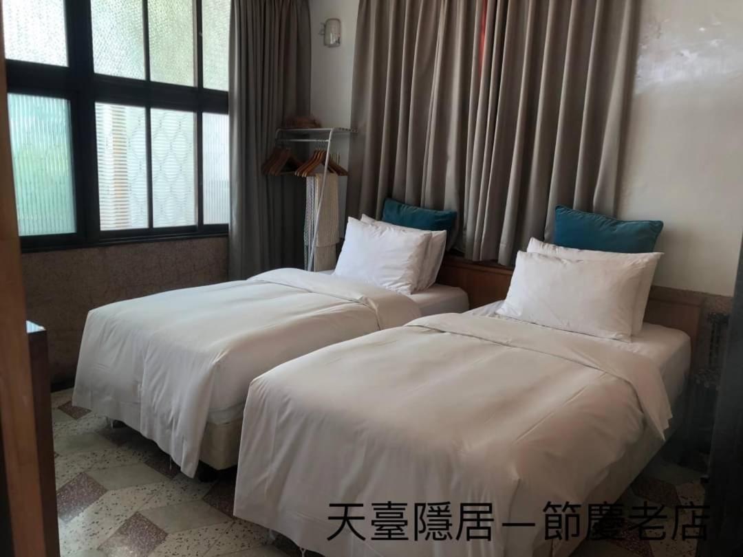 想起天井老宅民宿thinking Homestay Tainan Luaran gambar